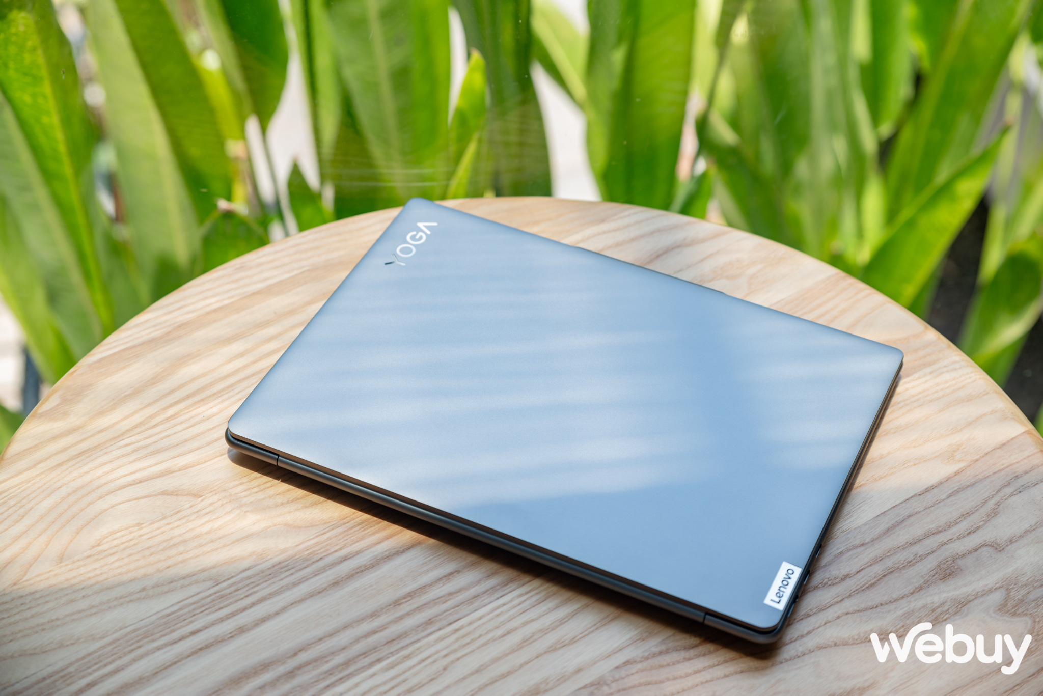 Điều gì đã giúp Lenovo Yoga Slim 7i trở thành mẫu laptop khiến giới văn phòng dùng phát “yêu