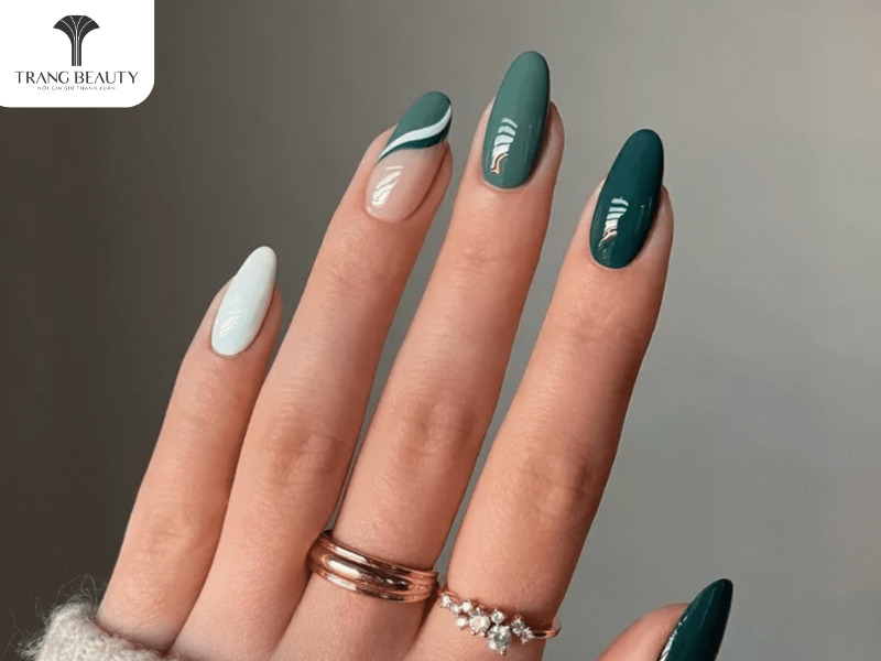 Bộ nail đi biển hoạ tiết sóng biển