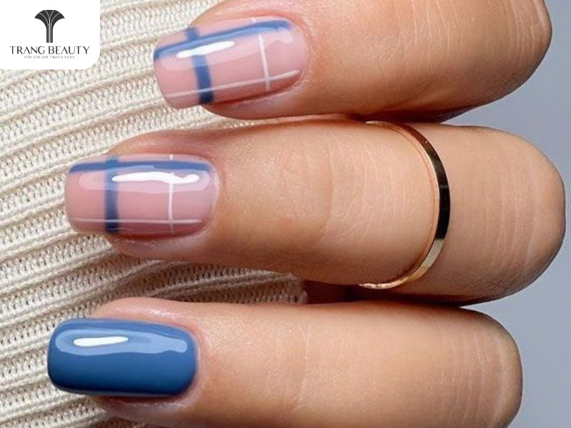 Mẫu nail chân đi biển sang chảnh nhất