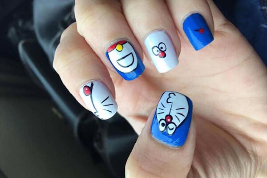 Mẫu nail Doremon miêu tả các trạng thái và cảm xúc của chú mèo ú đáng yêu