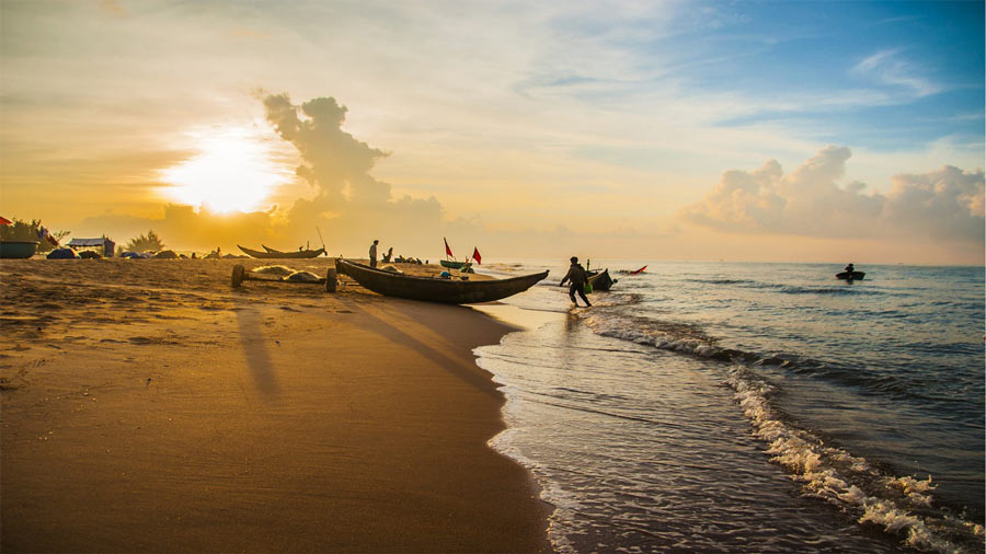 Hình ảnh thuyền và biển đẹp ngất ngây