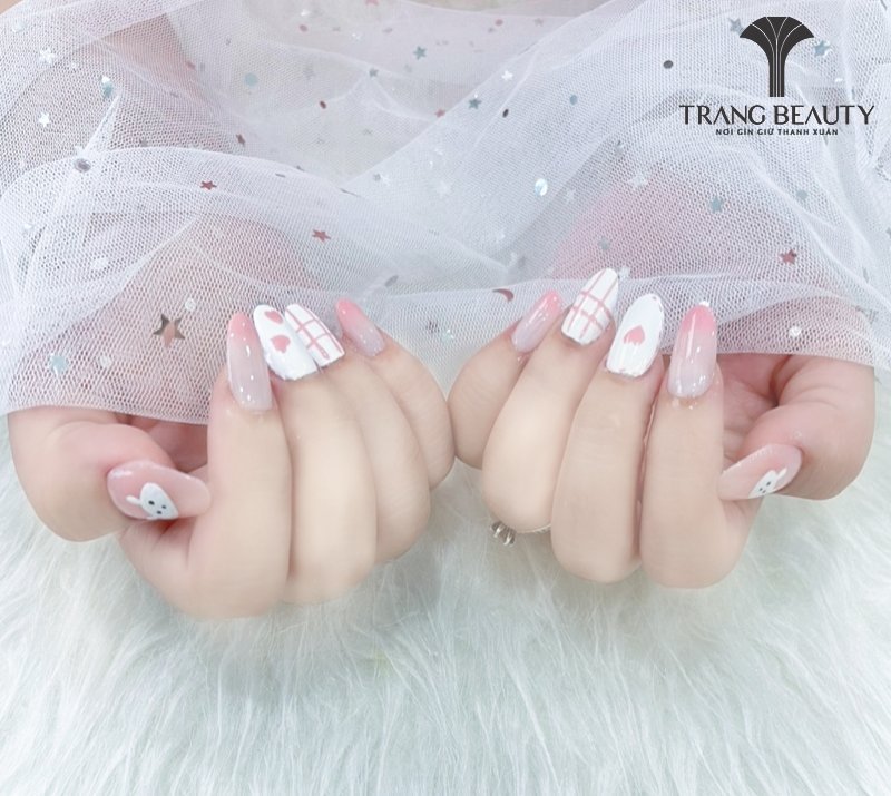 Nail móng ngắn đáng yêu