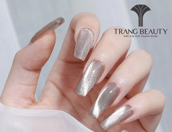 Mẫu nail cho móng ngắn mắt mèo